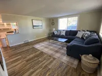 3 - Bedroom Cottage Near Lake Mitchell in Cadillac - 3-Star