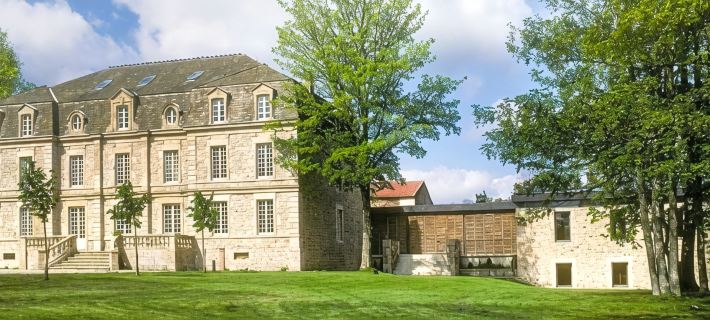 Domaine De Barres Hotels in Lozere