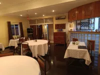 Hôtel Les 12 Collines,  Près Ivato Aéroport - Pet friendly