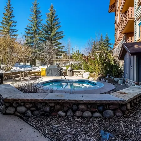 Spectacular Views from 1-bedroom Condo in Copper Mountain Center Village