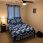 Pet-Friendly 4 Bed Home w/ Pool Access, Patio & Garage – Walk to Dining! - Homestays