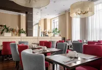 Cort Inn Kazan Kreml Hotel - พร้อมอาหารเช้า