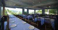 Hotel Sindika - breakfast