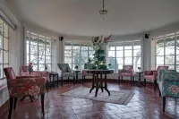 Talayar Valley  Bungalow - Kitchens