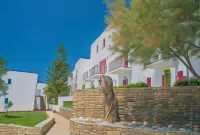 Ostria Hotel & Apartments - 3-Star