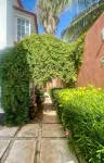 Suites Lorens - Condos