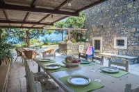 An authentic stone Cretan windmill - 3-Star