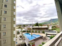 Skyland City Hotel Jatinangor - Pools