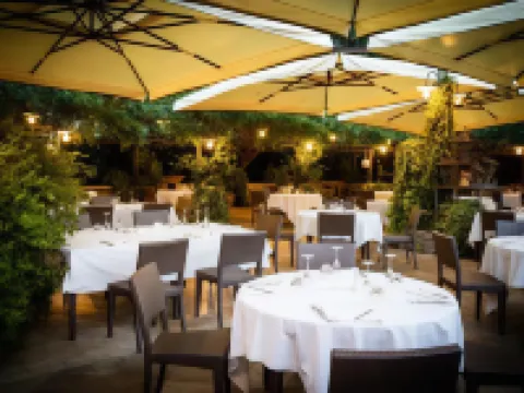 La Tenuta di Rocca Bruna Country 度假村 蒂沃利酒店