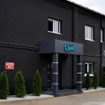 Симбиот Отели рядом с достопримечательностью «Скульптура орла»