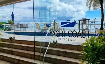 Yacht Coast