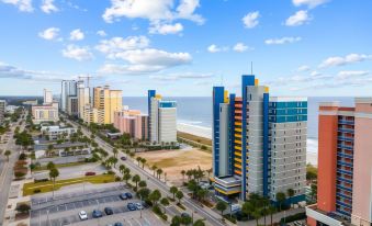 Hosteeva 2-Br Oceanfront Views w Pool Atlantica Towers Condo