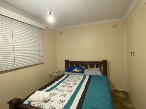 Doncaster Westfield Airbnb Shared House