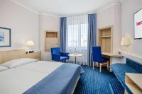IntercityHotel Erfurt Hotels near Viti-Kirche - Evangelische Kirchengemeinde Erfurt-Gispersleben