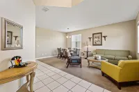 Sun Living: Golf Community, Private Pool 809 4 Bedroom Villa Hotels in Davenport