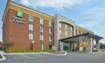 Holiday Inn Express Spring Hill