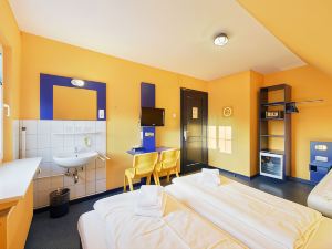 Bed'nBudget Expo-Hostel Rooms