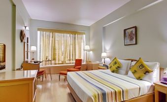 E Square the Fern, Pune