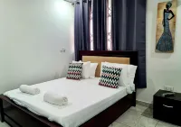 Beautiful Quiet & Cozy  Close to Highway Hotels in Amasaman