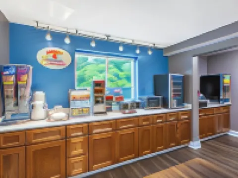 Super 8 by Wyndham Chattanooga Lookout Mountain TN Hotels in Chattanooga