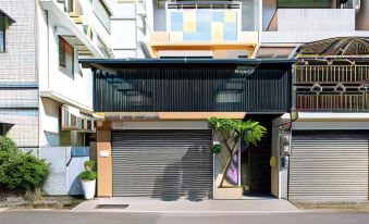 Wahaha House