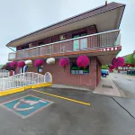 Canadas Best Value Inn and Suites Vernon