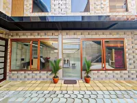 Hotel Aurelia Pearl Hotels near Tajmahal
