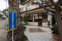 Flisvos Rooms Hotels in Khronia
