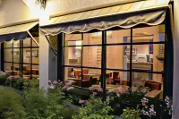 Auberge la Renaissance Hotel a Luzarches