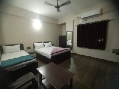 Honnnasiri Residency Hotels in Shimoga