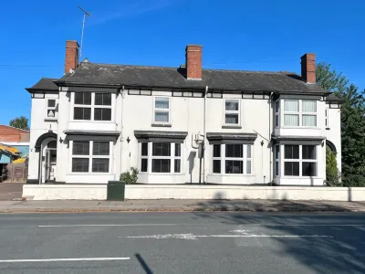 Tennyson Hotels near Birchwood Shopping Centre