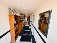 Acorn Lodge Hotel Gatwick & Parking