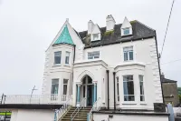 The Strand Hotel, the Former Residence of Oscar Wilde Hotels in 