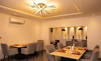 Prosbel Hotel