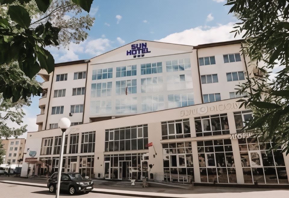 Sun Hotel 썸네일