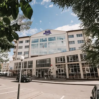 Sun Hotel Hotels in Astravets