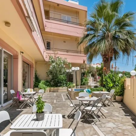 Louladakis Apartments