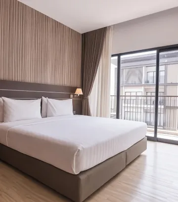 ห้องซูพีเรียร์ เตียงใหญ่ 1 เตียง