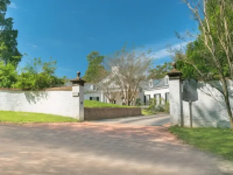 โฮเวิร์ด จอห์นสัน บายวินด์แฮม เอเคน โรงแรมในเอเคน