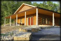 Secluded Rental Cabin on Southern Illinois Wine Trail, Private Hot Tub