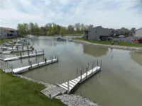 Great for Vacationers • Bird Watchers • Davis Bessie • Fishing-Charters on Site
