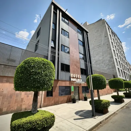 Hotel Monarca