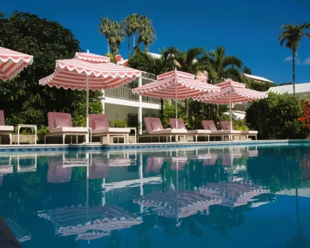 Rosedon - Adults Only Hotels in Hamilton