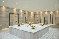 Nevali Hotel & Convention Center فنادق في سانليورفا