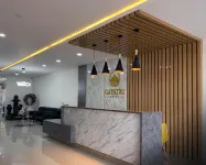 Gayatri Hotel - parking