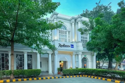 Radisson Blu Marina Hotel Connaught Place Hotels near Jantar Mantar