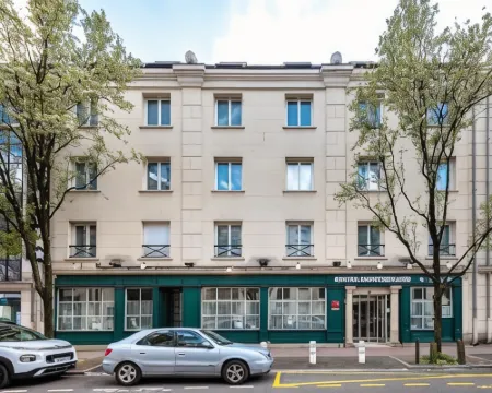 Hotel Montbriand Antony - Ancien Alixia Hotels in Antony