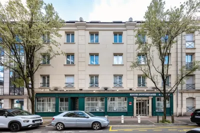 Hotel Montbriand Antony - Ancien Alixia Các khách sạn gần IUT de Sceaux