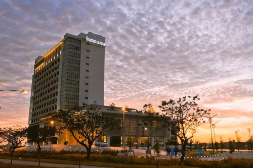 Ucsi Hotel Kuching - Barer