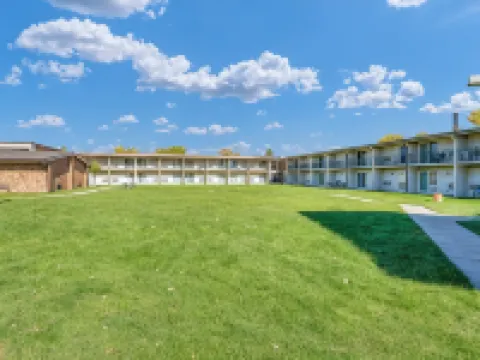 Eastlake Suites Hotel & Conference Center by OYO Urbana Hotels in Urbana